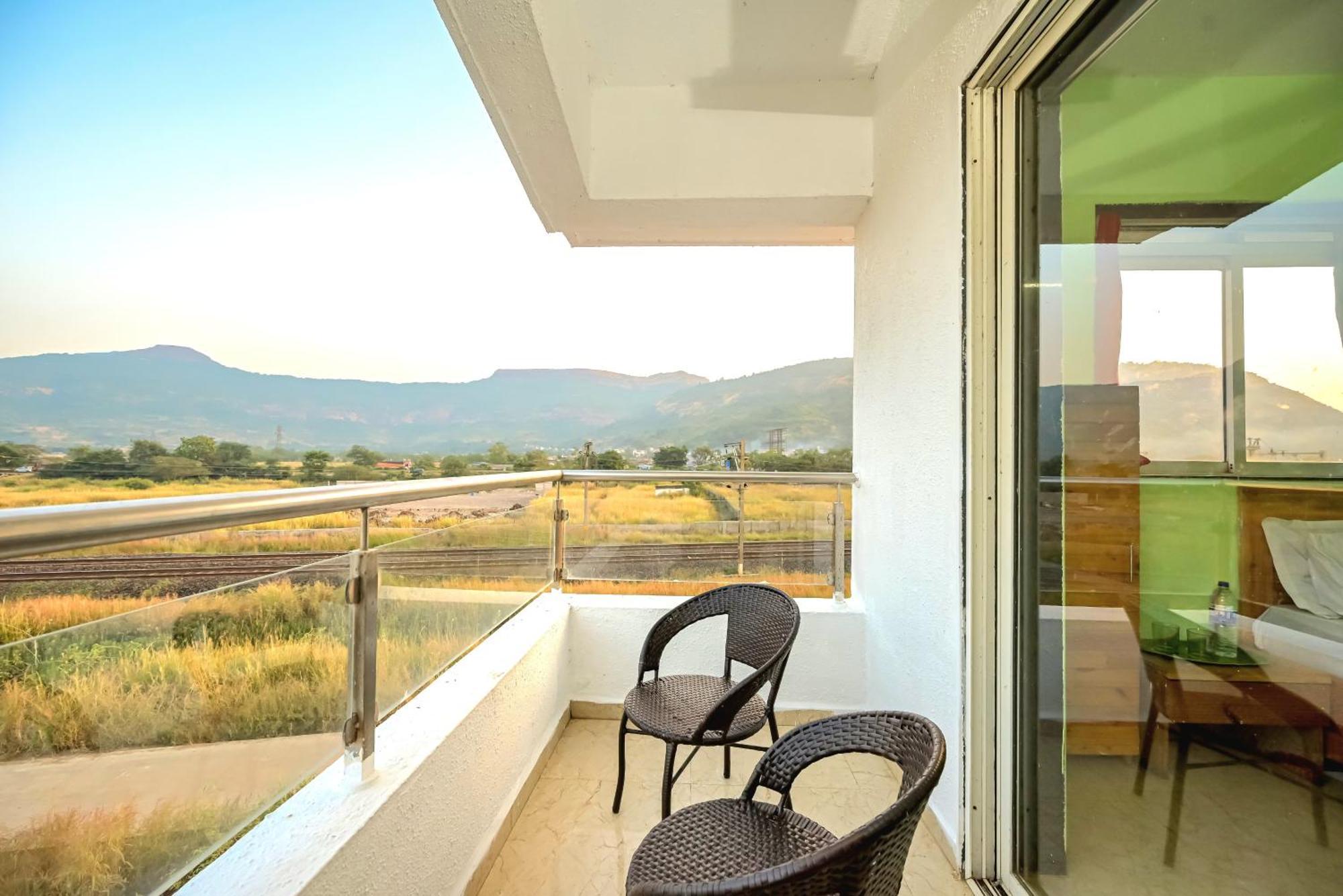 Empyrean Stay II 6Bhk Big Daddy Villa Ll Ac II Pvt Pool II Terrace View II Lux Lonavala Exterior foto
